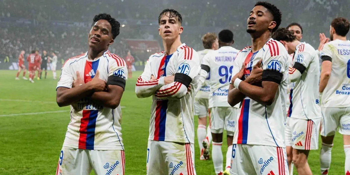 Lyon Berhasil Mengatasi Kesulitan di Menit-Menit Akhir untuk Mengalahkan Brest